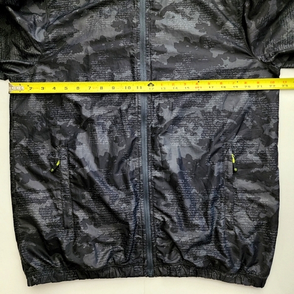 Lululemon Mens Lightweight Windbreaker Jacket Zip Up Grey Camo Golf Size M - Picture 12 of 13
